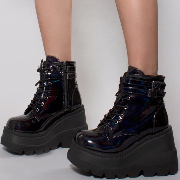 NEW Demonia SHAKER 52 Hologram Black Platform Boots - Picture 2 of 3